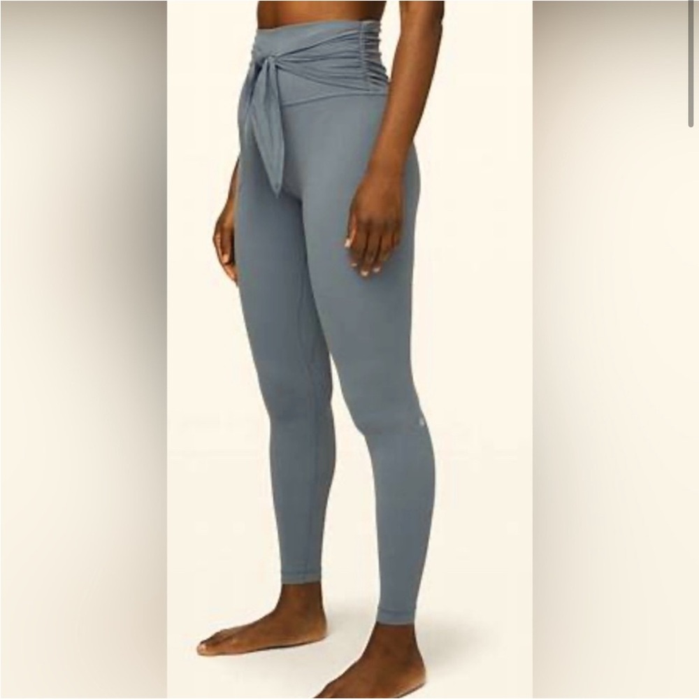 Lululemon wrap waist align leggings